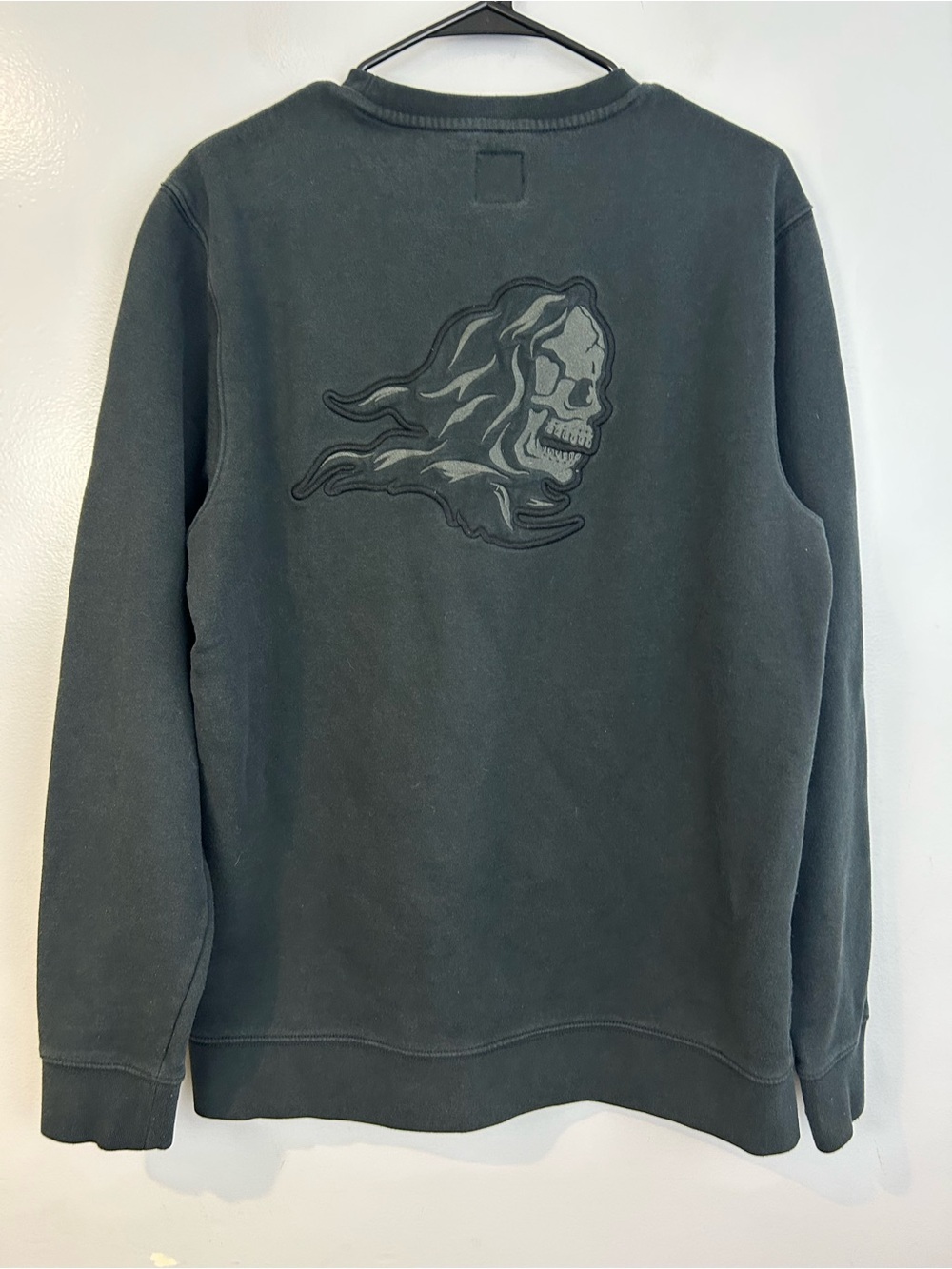 Vans Black Flaming Skull Pullover Crewneck Skater Biker Sweatshirt Size Medium